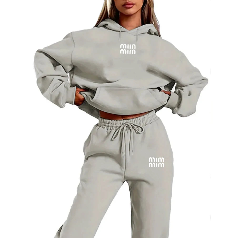 Women's Slim Fit Pullover Hoodie - Cozy Knit Sweatshirt for Autumn & Winter